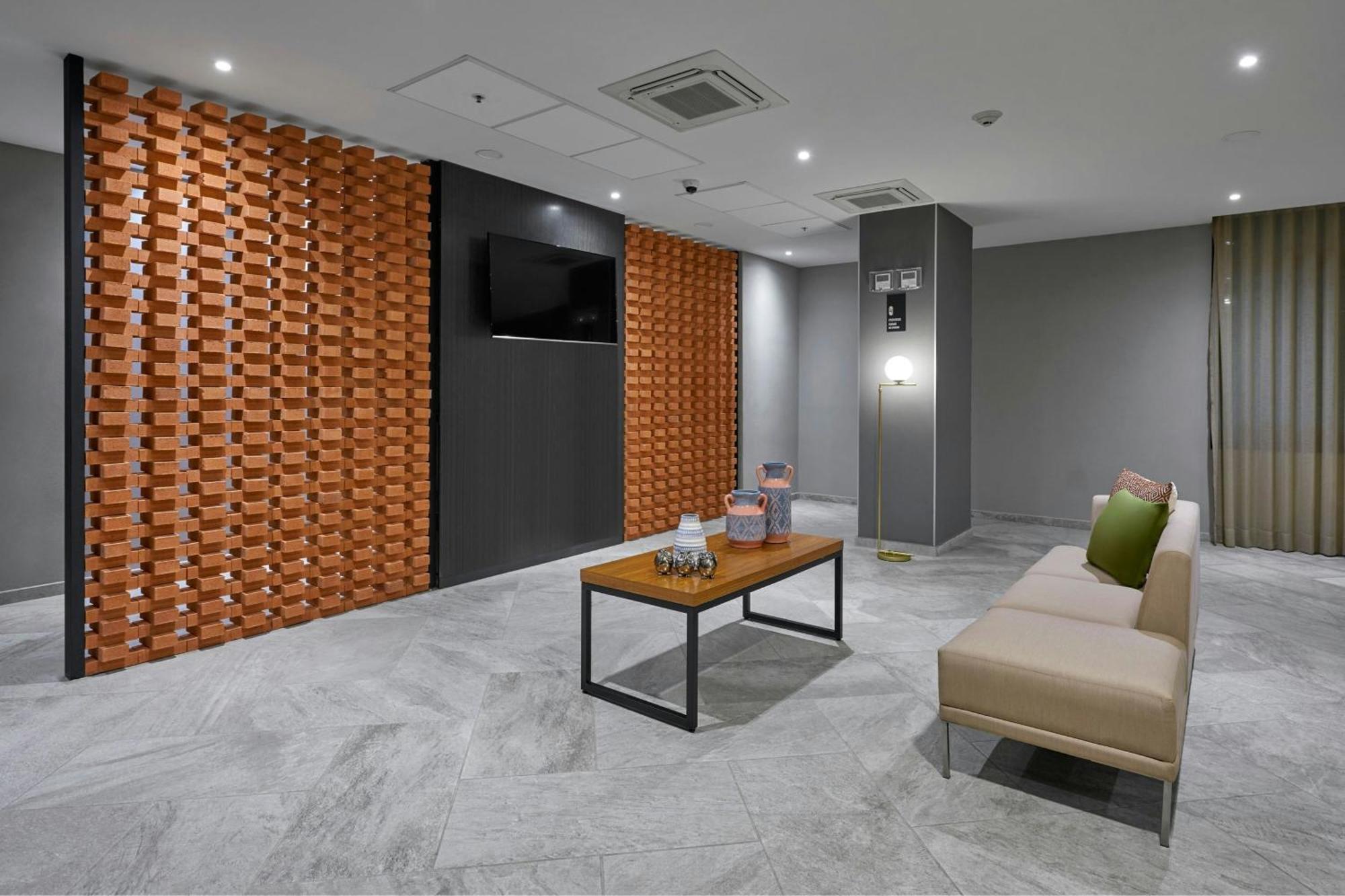 City Express Plus By Marriott Tampico Exterior photo