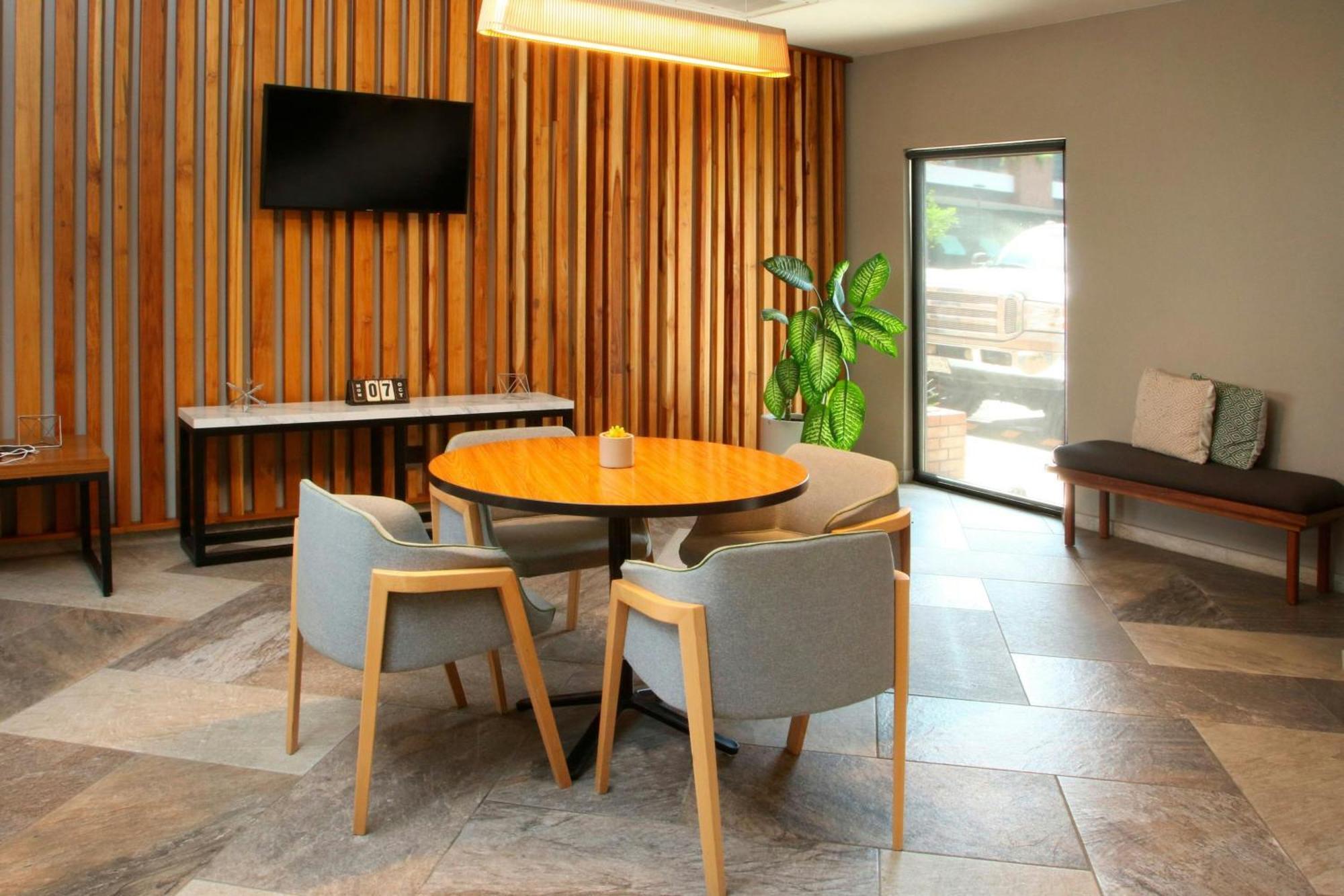 City Express Plus By Marriott Tampico Exterior photo